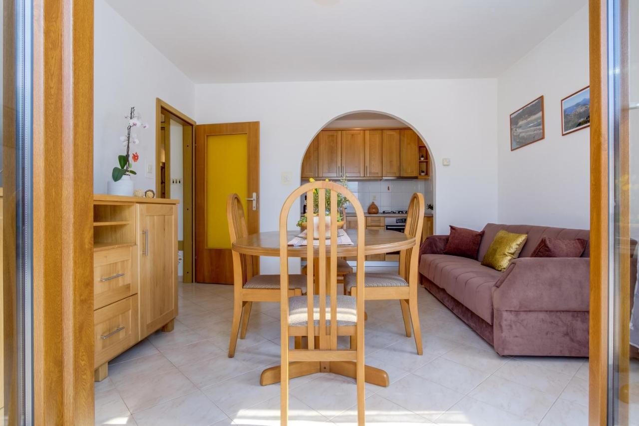 Apartments Franjo Mali Lošinj Dış mekan fotoğraf