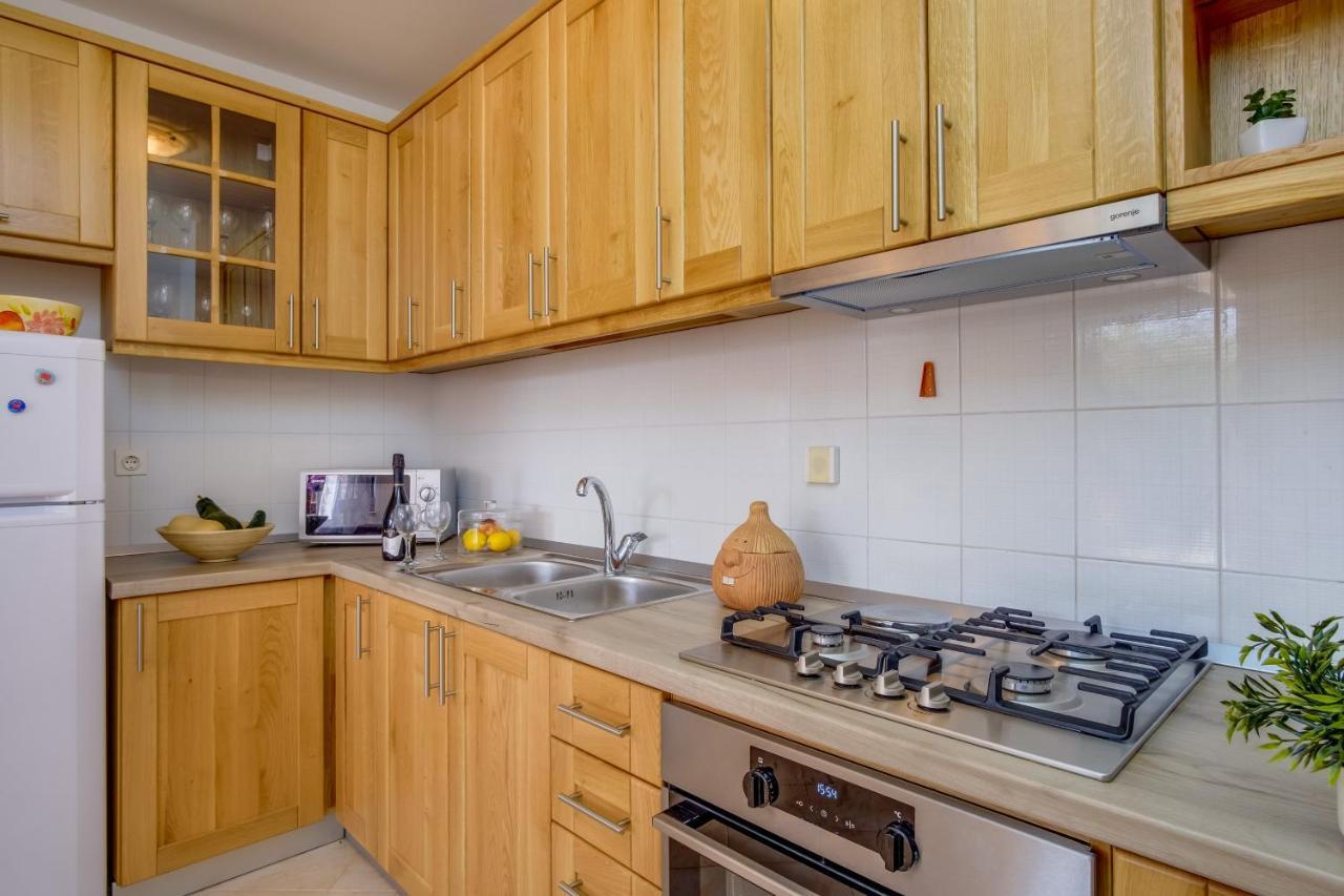 Apartments Franjo Mali Lošinj Dış mekan fotoğraf