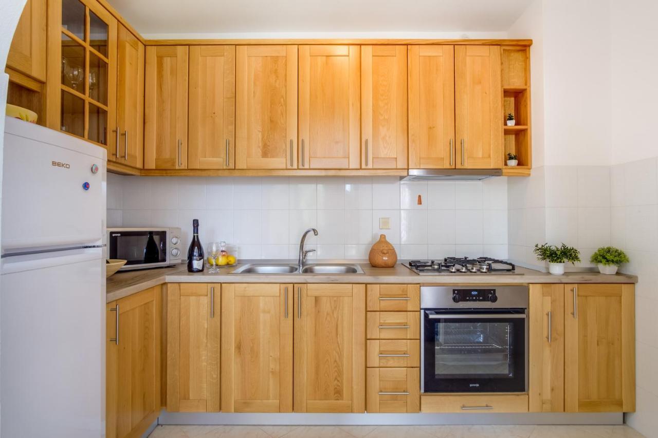 Apartments Franjo Mali Lošinj Dış mekan fotoğraf